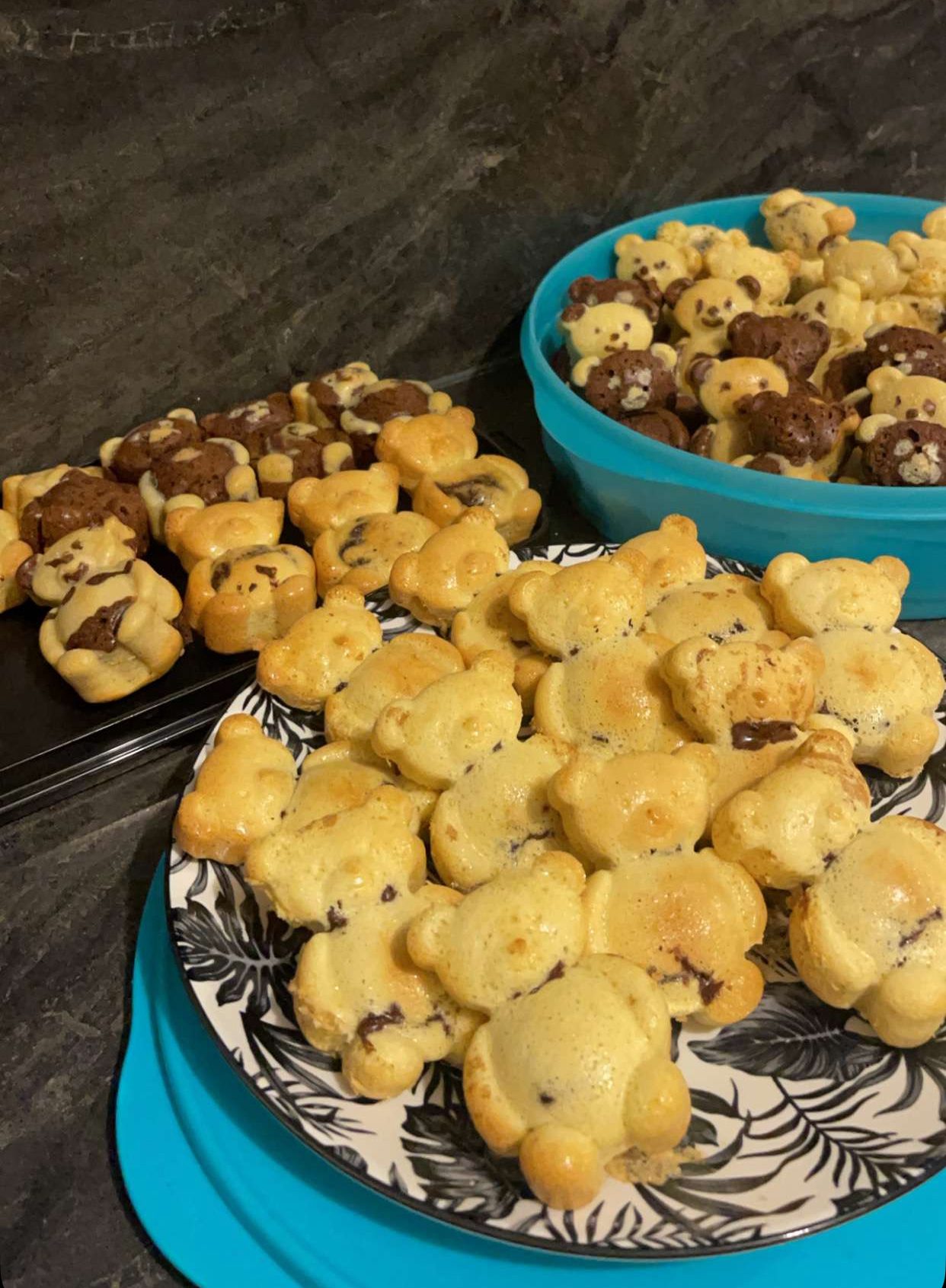 Petits gâteaux en forme d'ourson faits maison